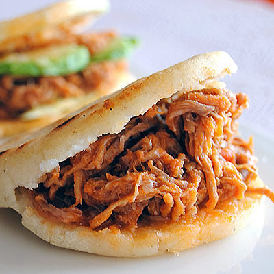 Arepa de Carne Mechada