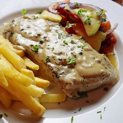 Lomito con Crema de Champiñón